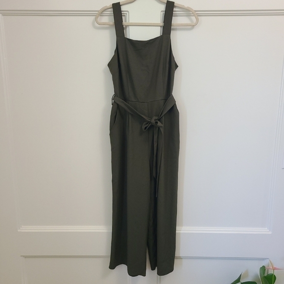 NEW Miss Selfridge Green Wide Leg Belted Jumpsuit Sz 6 US. NWT - Picture 1 of 10